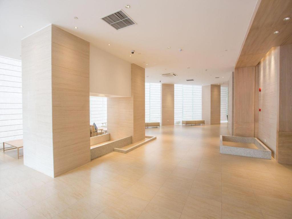 Ji Hotel Shanghai Yan An Road Branch Екстериор снимка