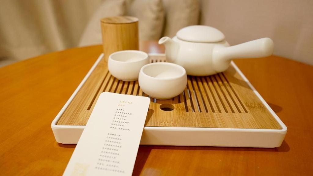 Ji Hotel Shanghai Yan An Road Branch Екстериор снимка