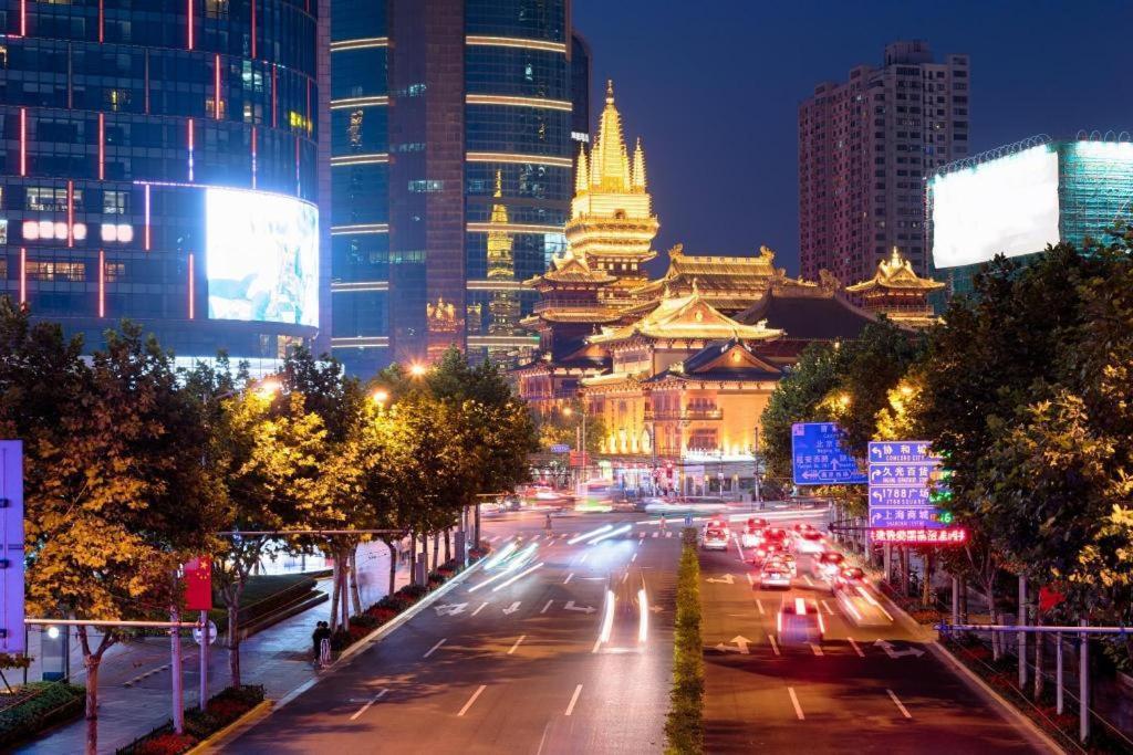 Ji Hotel Shanghai Yan An Road Branch Екстериор снимка