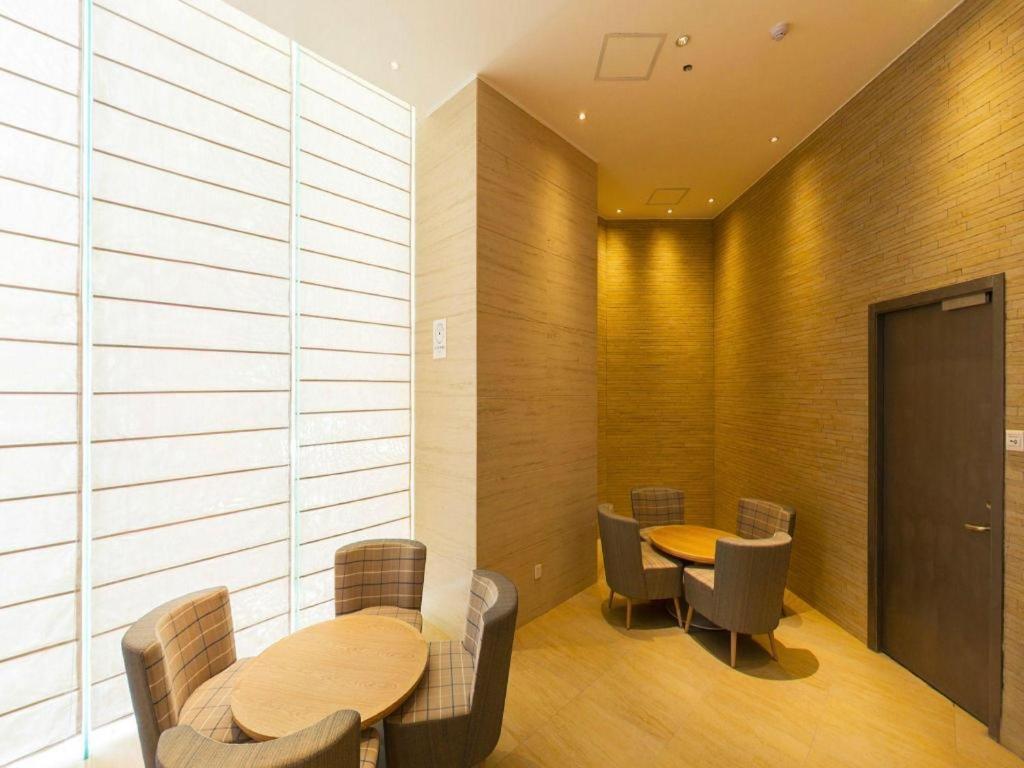 Ji Hotel Shanghai Yan An Road Branch Екстериор снимка
